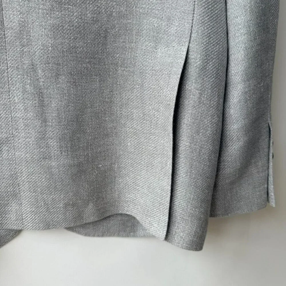 Knot Standard Grey Linen blend – Tailored Sport Coat Size 39 or 40